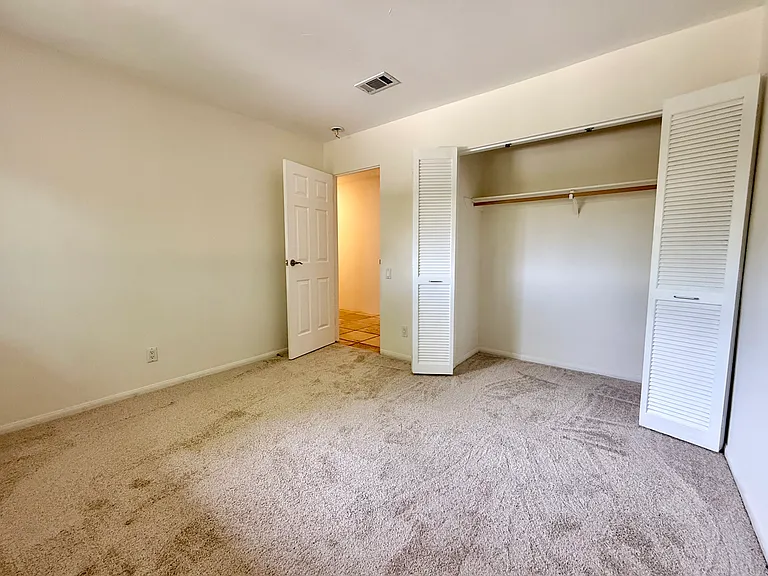 74315 Buttonwood Dr — Photo 11