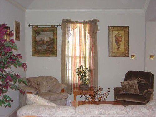 4th image of 232 Briar Oak Dr