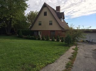 18915 River Rd, Marengo, IL 60152