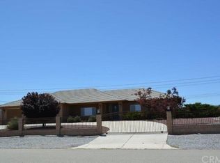 12127 Farmington St, Oak Hills, CA 92344