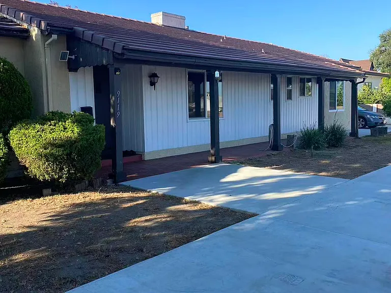 9119 Duarte Rd — Photo 2