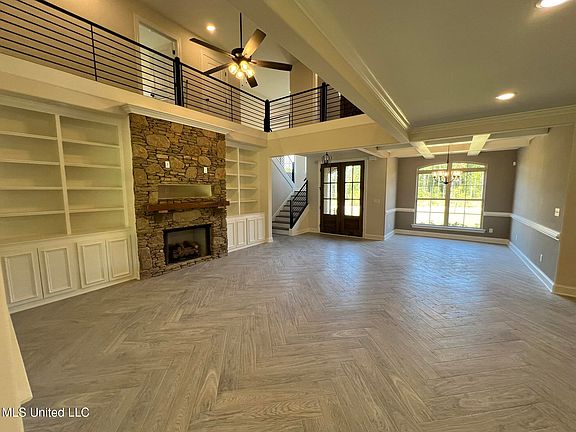 5th image of 11381 Vickis Ln