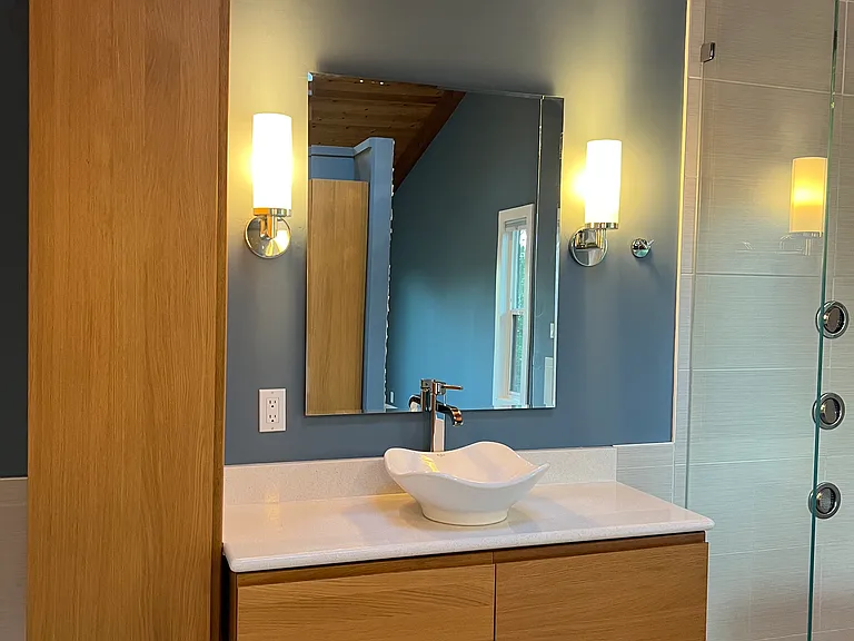 Primary bathroom (two vanity sets)