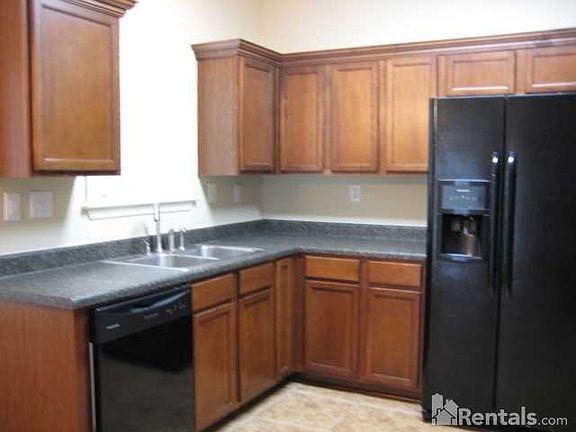 5th image of 8815 Campaldino Ave
