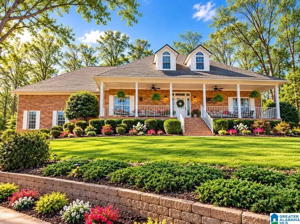 614 Woodland Hills Dr, Springville, AL 35146
