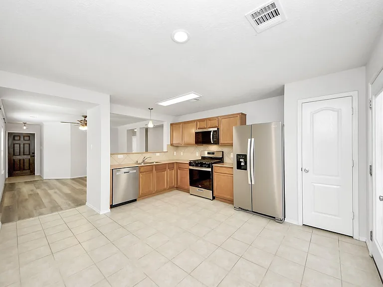 2930 Ribbon Creek Way — Photo 7