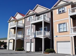 301 S Topsail Dr, Surf City, NC 28445