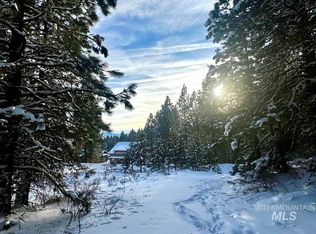 46 Joshua Dr, Cascade, ID 83611