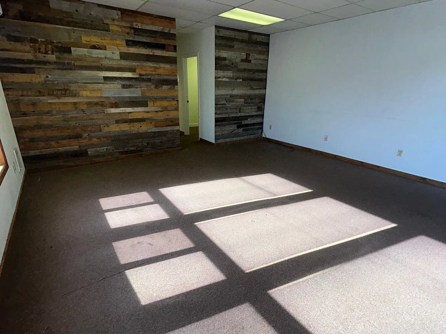 Studio, 740 sqft, $984 — Photo 4