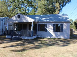 320 E 13th St, Hope, AR 71801