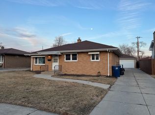 1425 Leith Ave, Waukegan, IL 60085