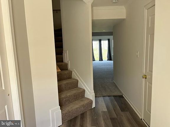 2nd image of 841 Monet Dr