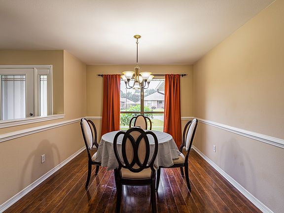 4th image of 2019 Larkspur Cir