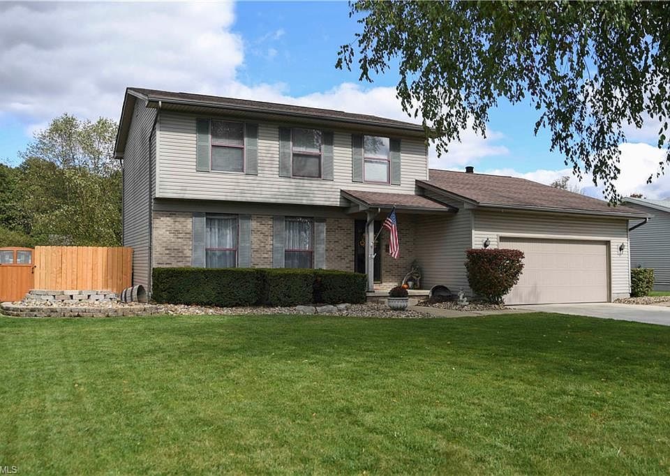 1st image of 678 Cathyann Dr