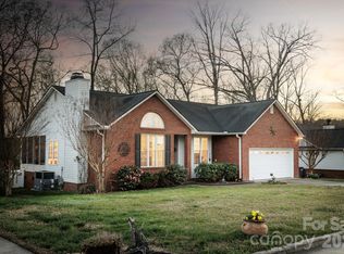 620 Marigold Dr, Kannapolis, NC 28083