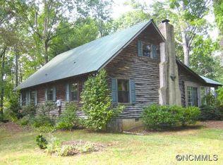 621 White Oak Ln, Tryon, NC 28782