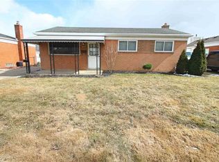 30568 Pinto Dr, Warren, MI 48093