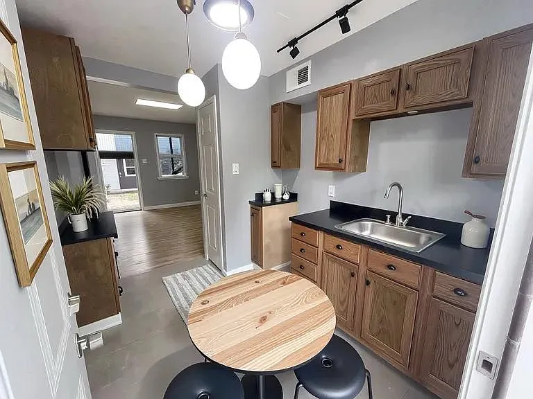 1297 Willie Mitchell Blvd — Photo 6