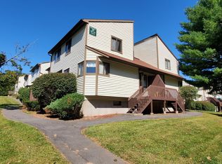 574 Cypress Rd, Newington, CT 06111