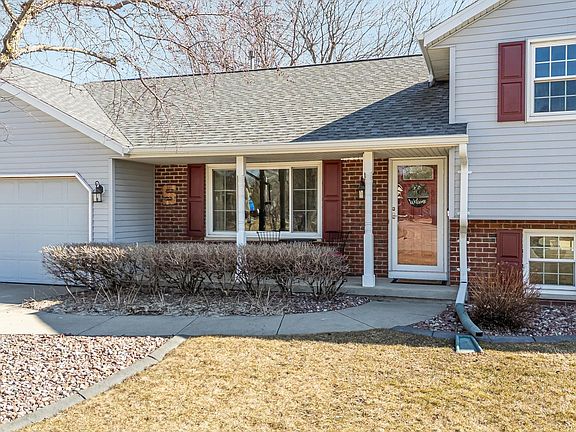 2nd image of 3650 N Chappell Dr