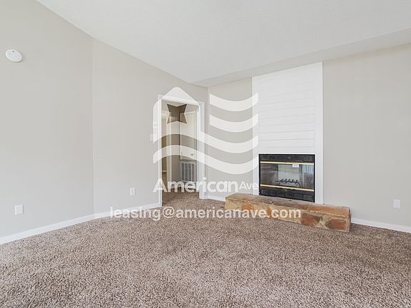 46839_004_living_room_12814020.jpg