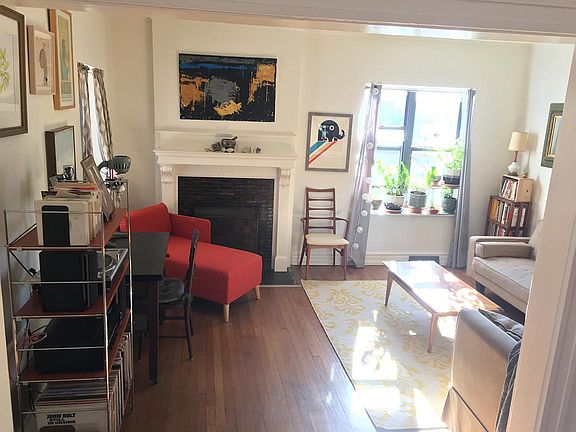 2nd image of 2326 Lexington Ave