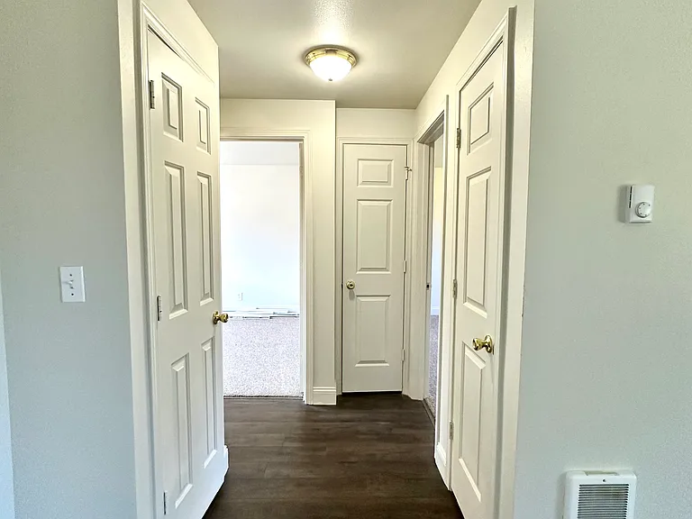 1618 SW Lava Ave #9 — Photo 8