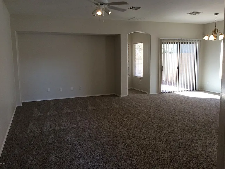 44812 W Paraiso Ln — Photo 4