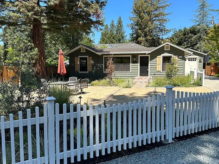 119 El Centro — Photo 13
