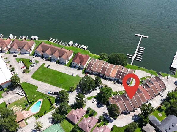 38 Regency Point, Montgomery, TX 77356