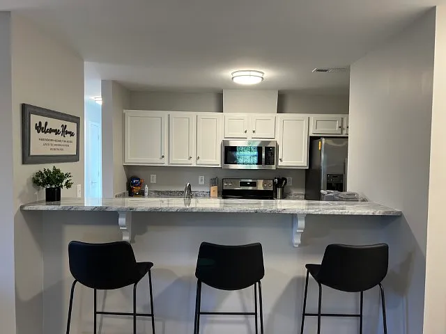 Adam Street Apartments — Photo 42
