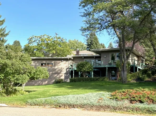 24 Prospect Dr, Great Falls, MT 59405