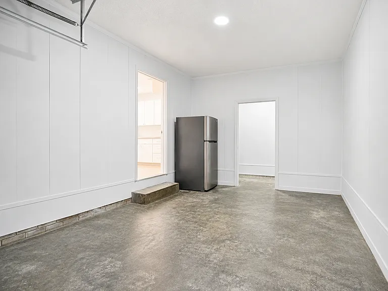 1533 Alpha Ct — Photo 11