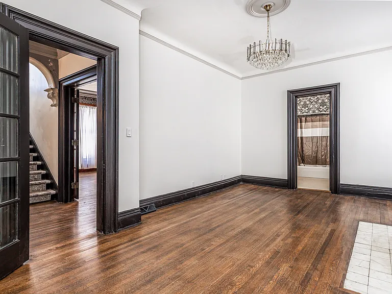 718 W Stephenson St #4COMMERCIAL — Photo 16