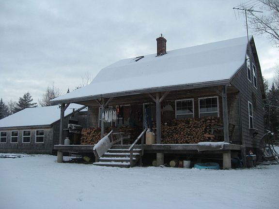 Frnt of house facing pasture