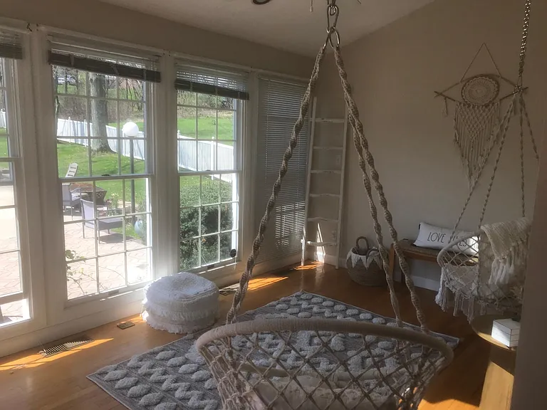 305 Village Ct — Photo 24