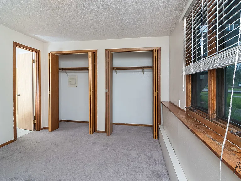 327 W 5th Ave #3 — Photo 12