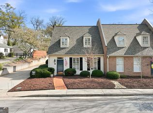 510 Bradford St NW, Gainesville, GA
