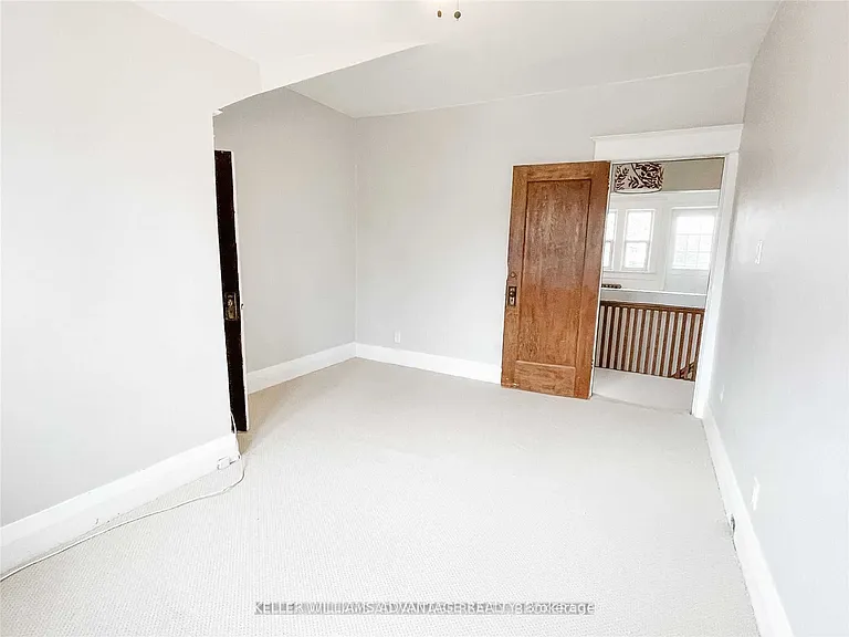 98 Woodycrest Ave #UPPER — Photo 18