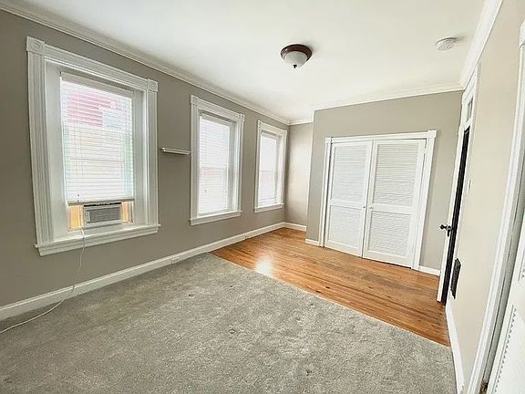 5th image of 411 Saint Joseph St