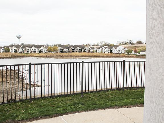 3rd image of 915 Silverstone Dr #915