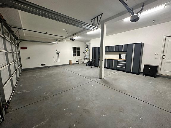 2nd image of 221 N Alhambra Ave Unit B