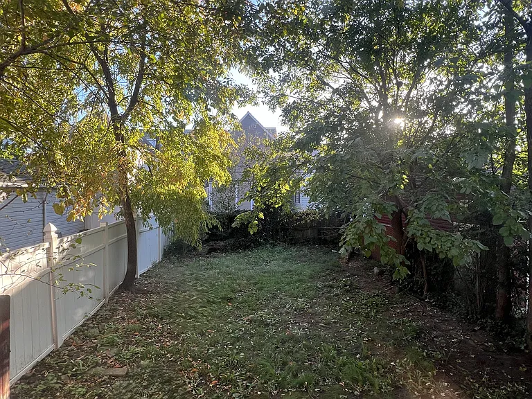 13 Garwood Pl #1 — Photo 10