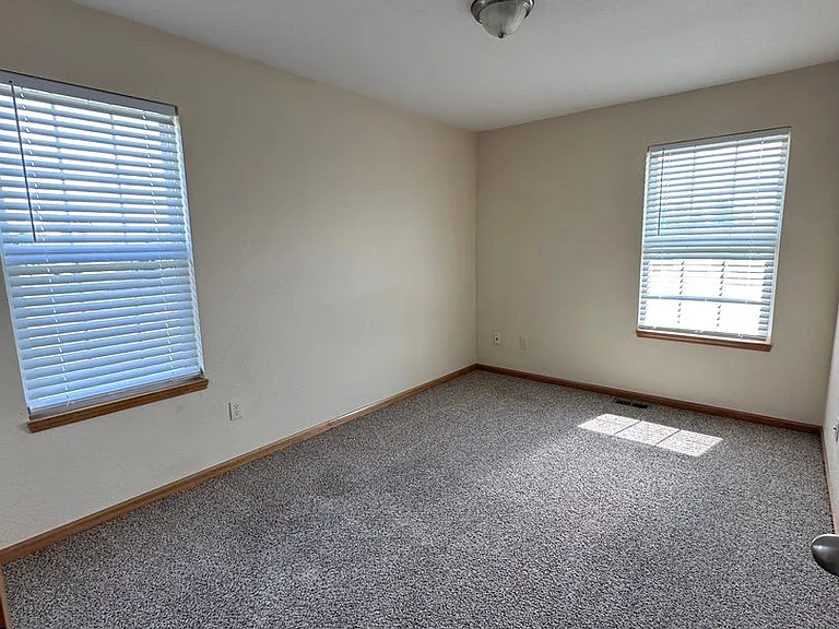 263 NE Adams Dairy Pkwy — Photo 12