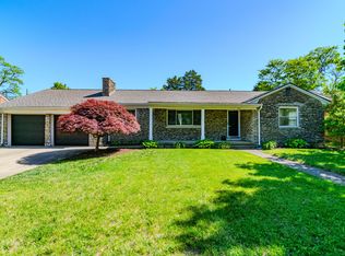 537 Springhill Dr, Lexington, KY 40503