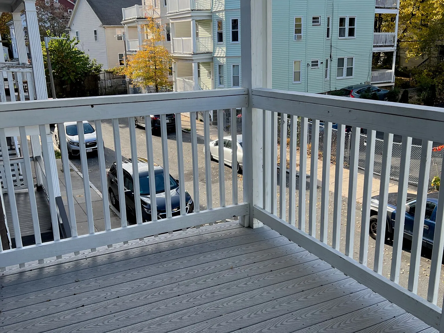 3 bed, 1100 sqft, $2,850 — Photo 2