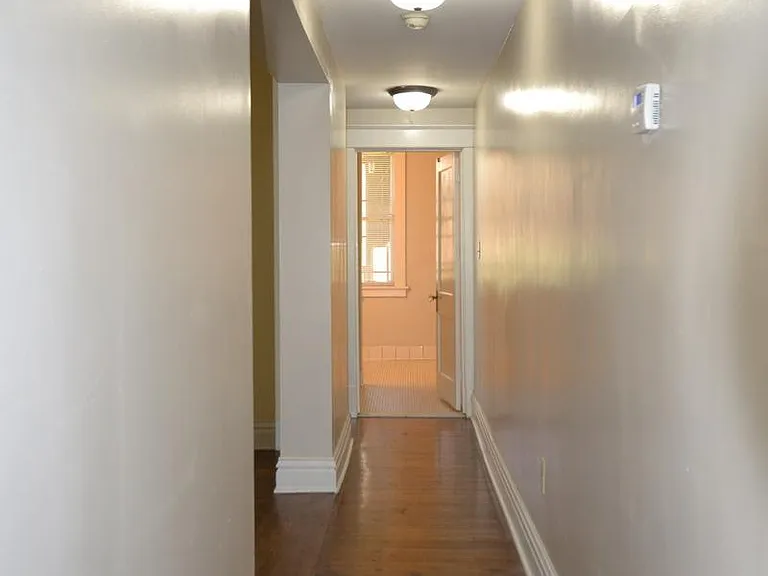 101 12th St #2R — Photo 15