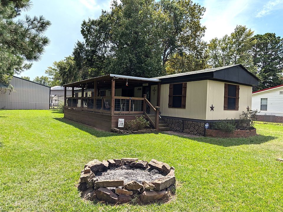 1st image of 105 Circle Dr