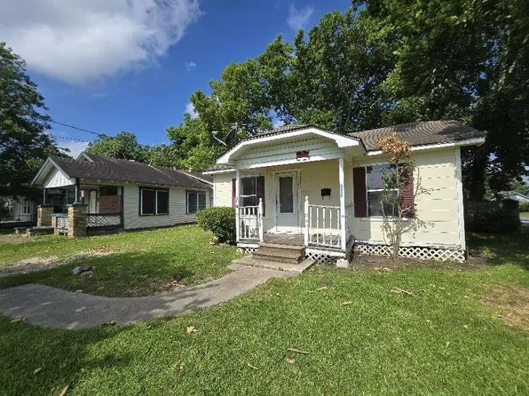 200 S Magnolia St, Highlands, TX 77562