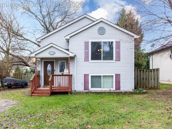 11583 Broadview St, Hartland, MI 48353